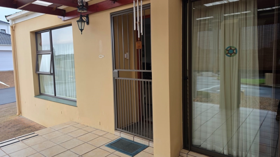 3 Bedroom Property for Sale in Stilbaai Wes Western Cape